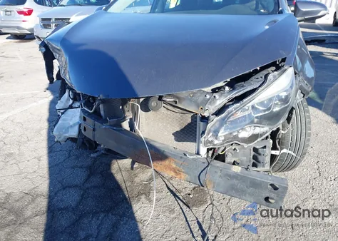 2017 Toyota Corolla Se from USA, damaged, VIN 2T1BURHE7HC931954